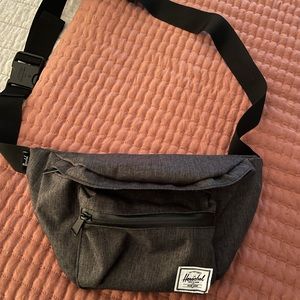 Herschel Fanny pack/ hip bag